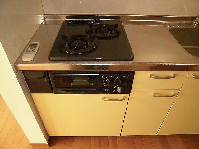 プレミールBのキッチン|※別号室の写真です。現況優先となります。