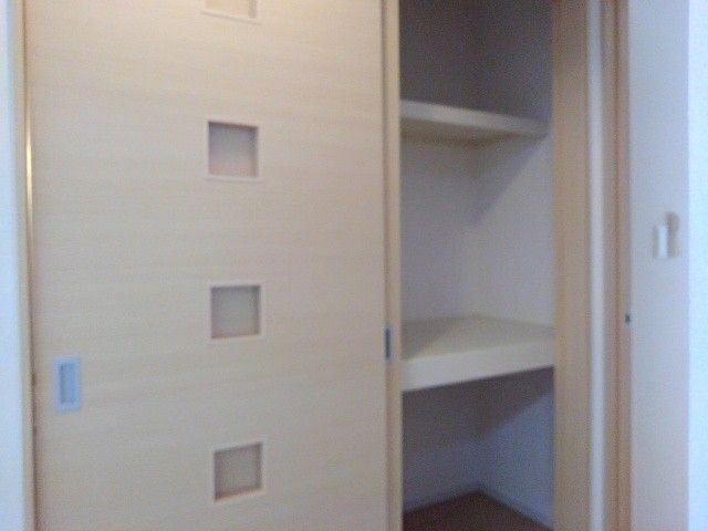 サンライズ八筋の内装