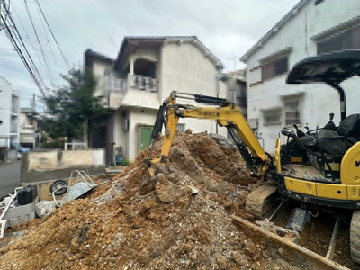 【駐車場】 | 土塔町　新築一戸建 | 【浴室乾燥機付きです】一坪以上の浴室でのびのび一日の疲れを癒して下さいね！浴室に窓が付いているので、換気ができて湿気やカビ防止になりますよ♪