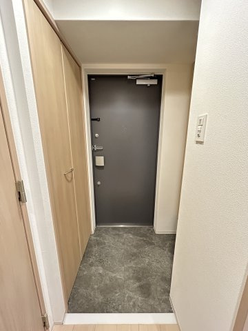 セレーノ南森町の居間・リビング