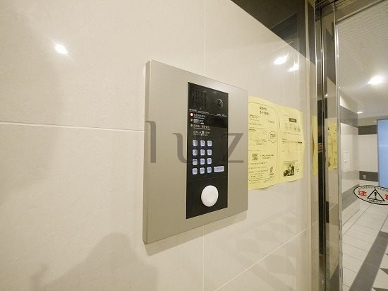 グランベルグのセキュリティ|モニター付きオートロックで安心のセキュリティ!