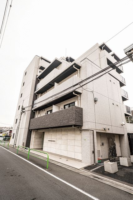 ＡＲＴＥＳＳＩＭＯ　ＦＥＲＩＯの外観