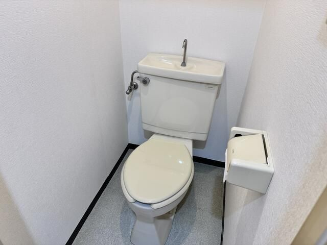 サンライフ河辺のトイレ