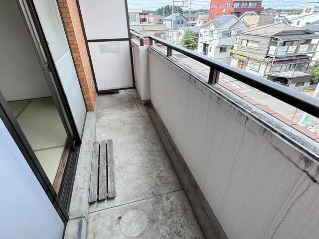 サンライフ河辺のバルコニー