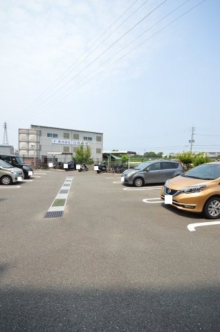 【駐車場】 | ジュネスパラシオン豊原Ⅱ