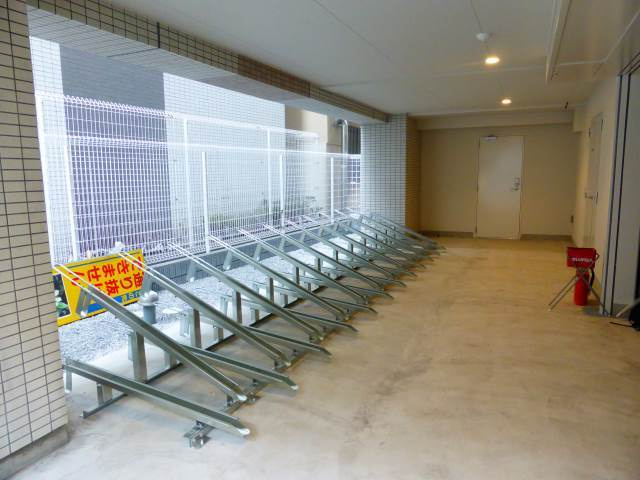 リヴシティ向島弐番館のロビー