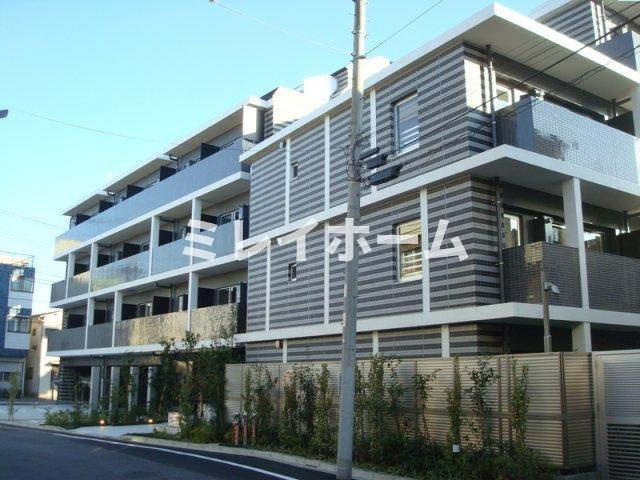 アジールコート武蔵新田の外観