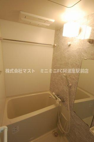 サムティ阿波座ベルシアの浴室