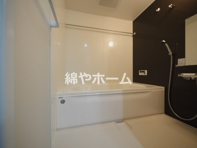 NAGAMORI新深江の浴室|落ち着いた空間のお風呂です