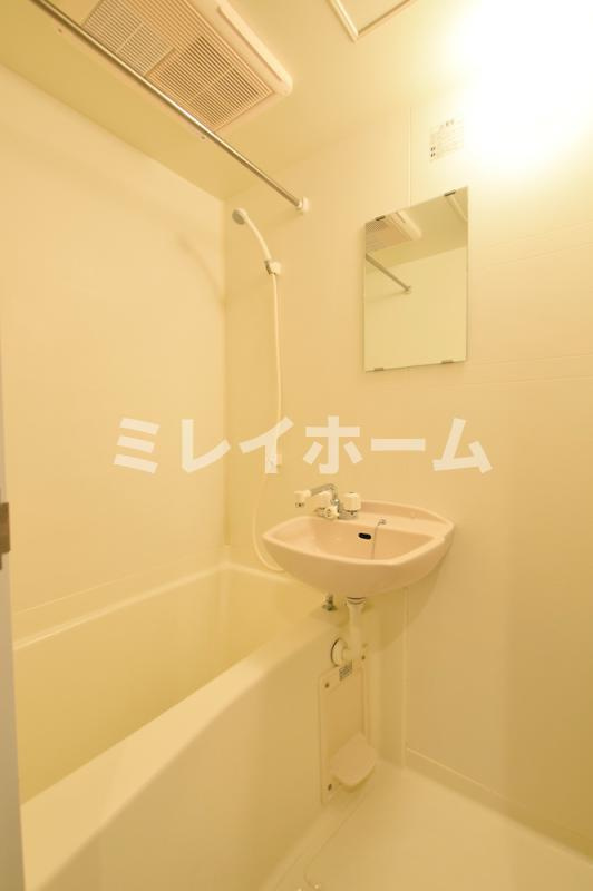 プラウド品川の浴室