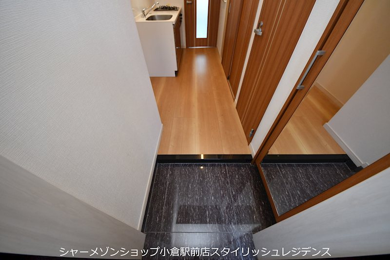 サンシャイン・キャナル小倉の玄関
