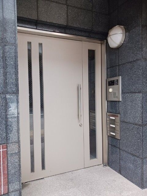 ルミーノのエントランス