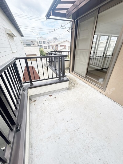藤沢市鵠沼石上２丁目の一戸建てのバルコニー
