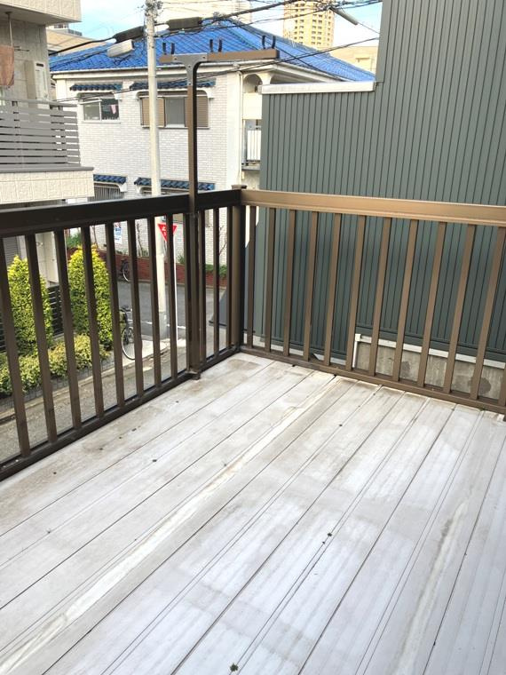 上目黒戸建のバルコニー