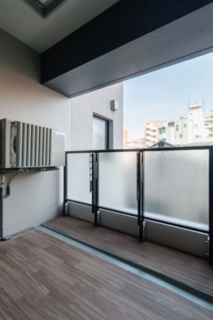 武蔵野レジデンスのバルコニー|※写真は同タイプ住戸です。