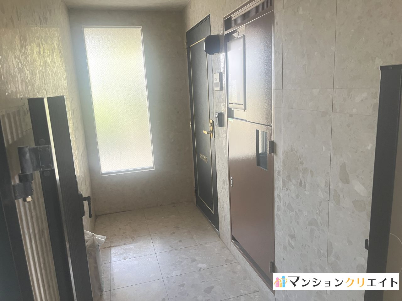 信開ベルシー日光の玄関