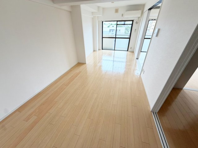 三恵上新庄ハイツの内装