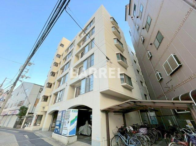 三恵上新庄ハイツの外観