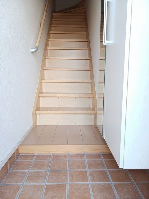 アルカンシェルヒルズⅡの玄関