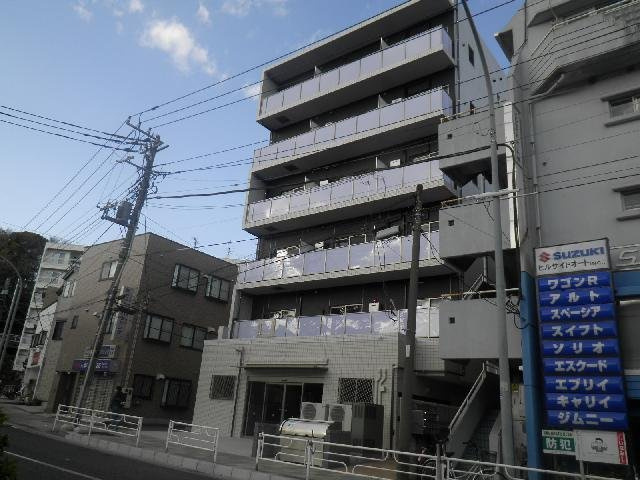 クレシア横浜山手の外観