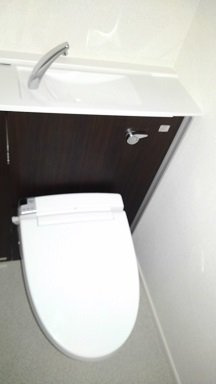 クレシア横浜山手のトイレ