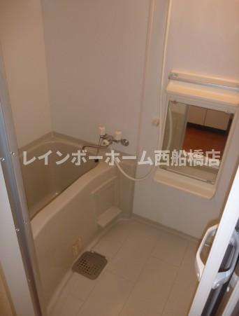 スクエア　コートの浴室