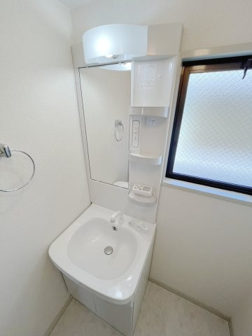 コーポタカヤマの独立洗面台