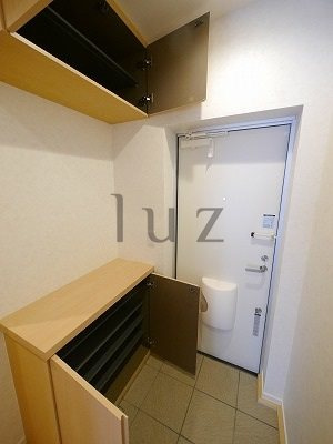 カーサメグリオの玄関