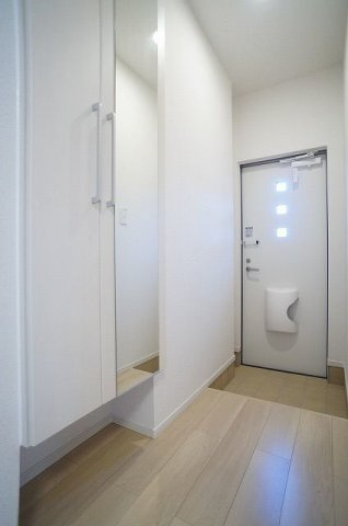 ネオ　フォレストの玄関