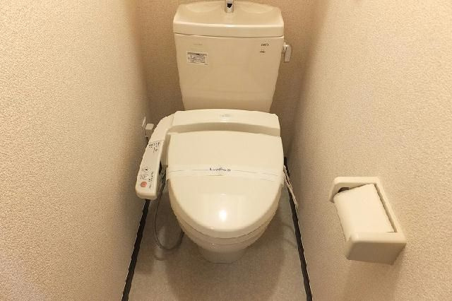 レオネクストアルデンテ　本町のトイレ