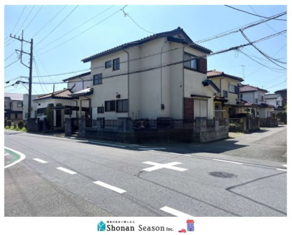 平塚市大神5丁目　売地　40.48坪の土地図|北西角地、２方向の公道に面した開放感が魅力のゆとりある売地◎　　　
買い物や子育てにも便利な施設が身近に揃い、日々の暮らしやすさも♪