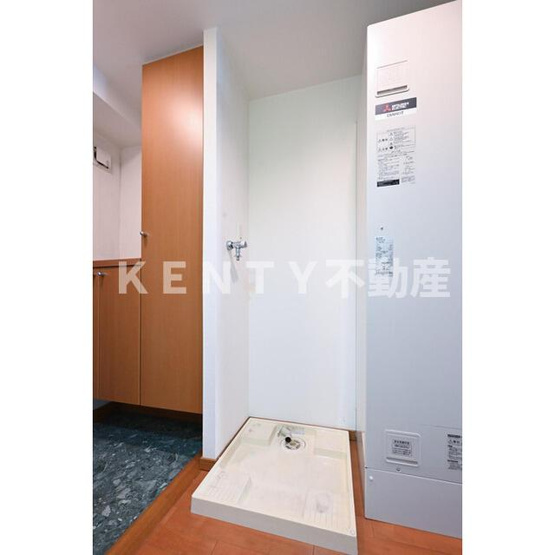 【設備】 | コンフォリア東品川 | 洗濯機置き場