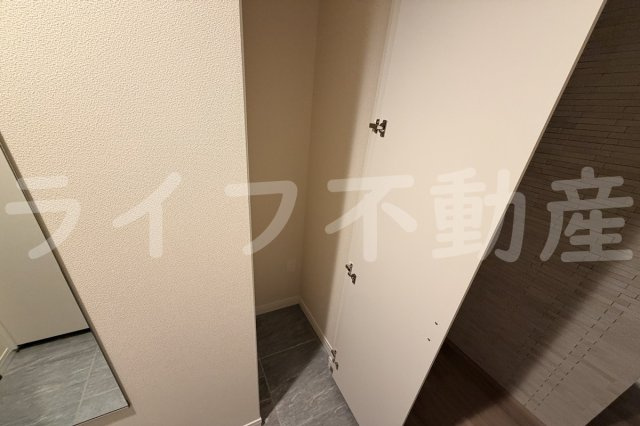ウエスタンハイツ18の収納|小物を収納するのに便利です