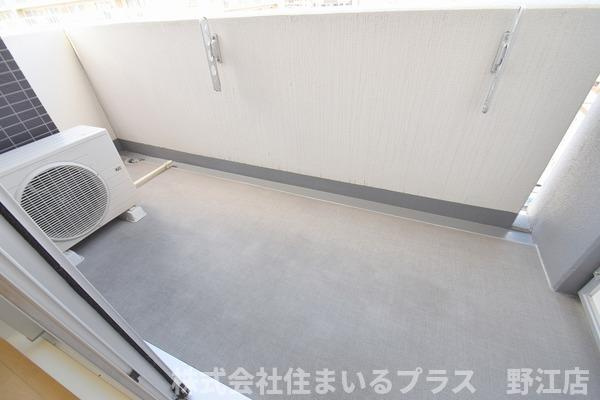 フォレストガーデン蒲生Ⅲのバルコニー