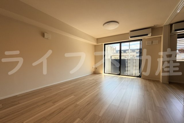 ウエスタンハイツ18 1階