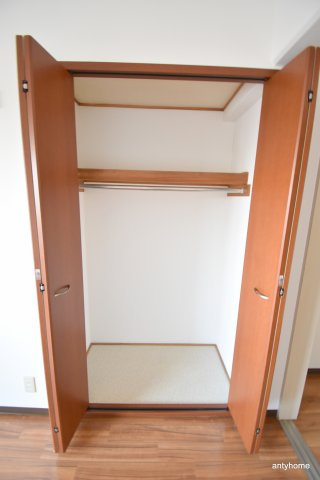 サウスフラット　仲介手数料無料の収納