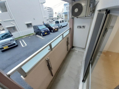 【バルコニー】 | オンネアまかび | 広々としたバルコニーです