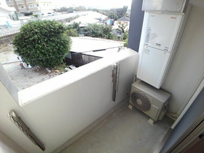 【バルコニー】 | ブローテ　古蔵Ⅱ | 外からの目が気にならないバルコニーで洗濯物が干せます