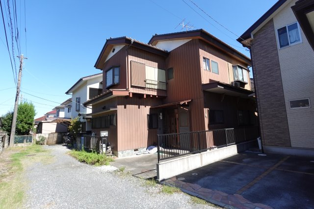 川越市山田184　売地の前面道路含む現地写真