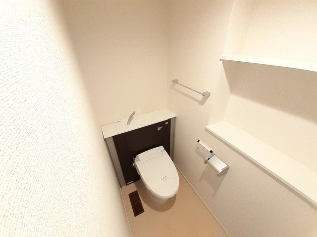 【トイレ】 | サン　レジェンド | トイレです