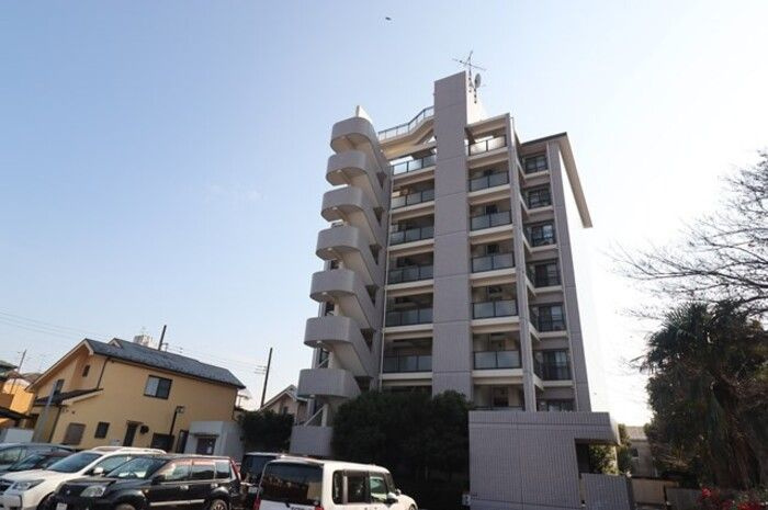 アーバンクレストの外観