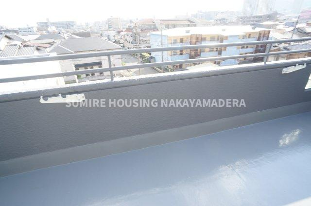 ソリッソ宝塚のバルコニー|参考、同建物・同間取りの号室
