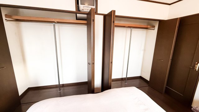 津屋崎店舗併用住宅の収納|大容量のクローゼットも完備