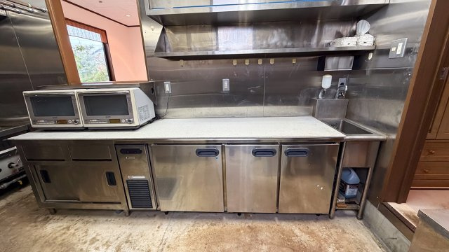 津屋崎店舗併用住宅のその他|中華料理店として使用されていました。試用期間が短かったため、状態良好です。