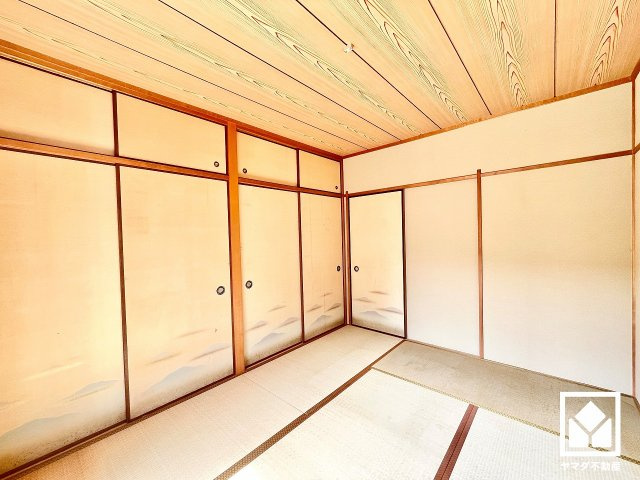 西宮市段上町5丁目の寝室