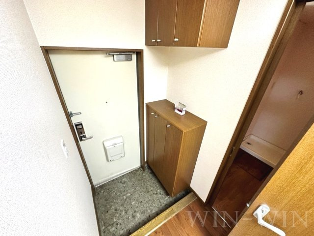 グリーンハイム本郷の玄関|イメージ（同建物内別部屋の写真です）