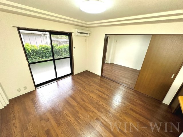 グリーンハイム本郷の居間・リビング|イメージ（同建物内別部屋の写真です）