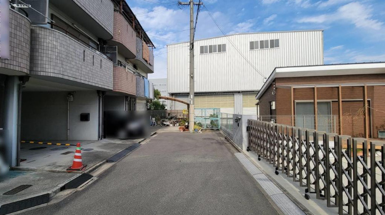 深田町　中古一戸建ての前面道路含む現地写真|■物件内覧・資金計画相談・住宅ローン相談、リフォーム相談、お問合せ受付中■
※当日・翌日のご内覧、ご相談はお電話でのお問合せがスムーズです！