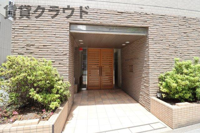 メゾン・ド・ヴィレ千葉中央のエントランス|毎日通るエントランスはこのようになっています