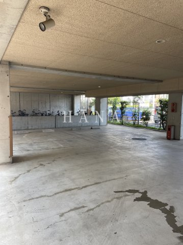 ＫＩＳＭＥＴ浦安の駐車場
